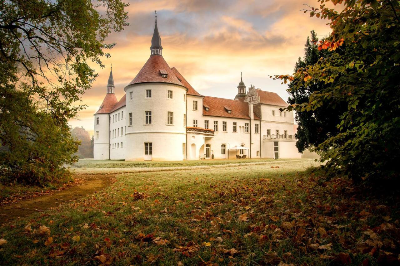 Отель Gasthof Zum Hirsch Drehna Экстерьер фото